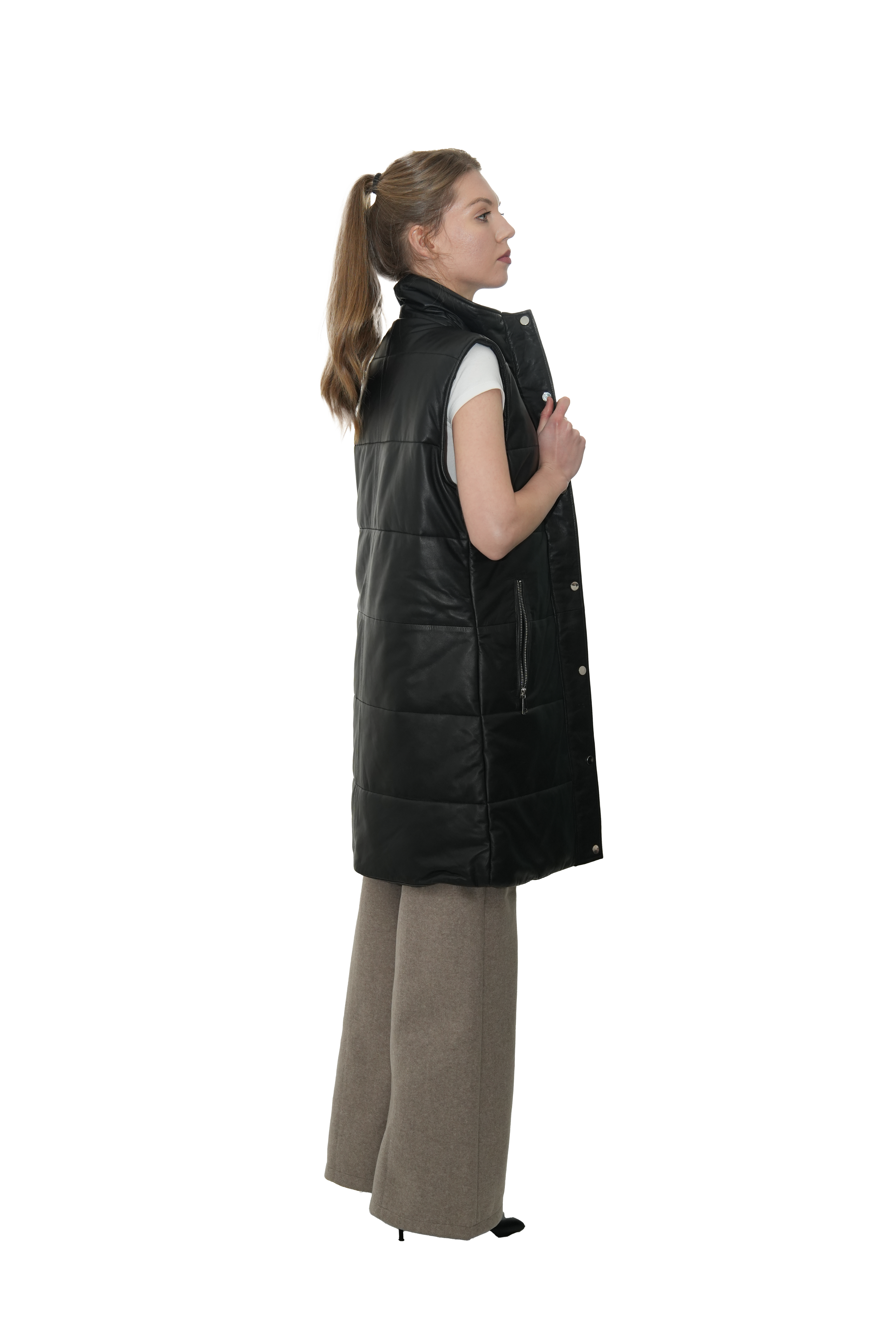 Ladies Sleevless Coat